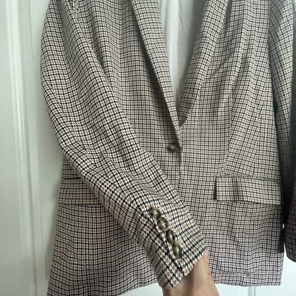 Brass blazer size 10. In good used condition. - Picture 4 of 4